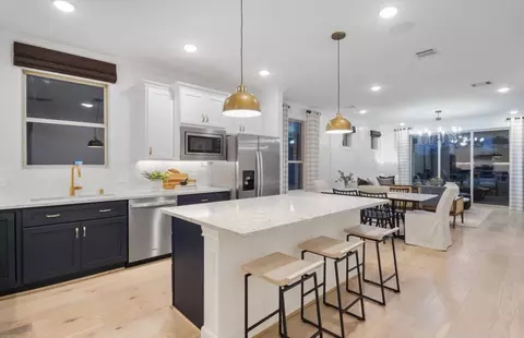 Kitchen - 10337 Iris Hope Ct, Willis, TX 77318 photo 2 of 2