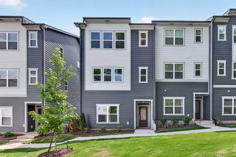 6022 Pivot Ct, Charlotte, NC 28205