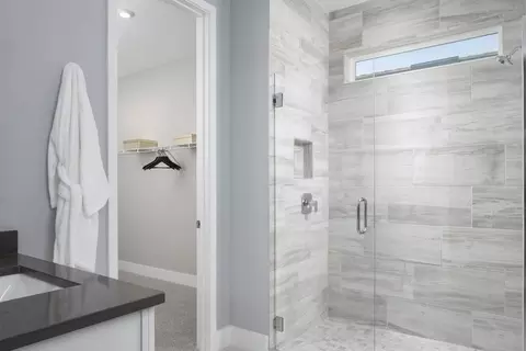 Bath - 18150 Wellspring Ct, Venice, FL 34293 photo 2 of 4
