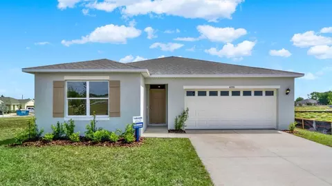 1004 Morfontaine St, Daytona Beach, FL 32124