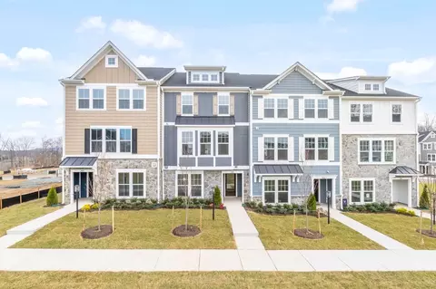 3024 Farrow Cir, Charlottesville, VA 22901