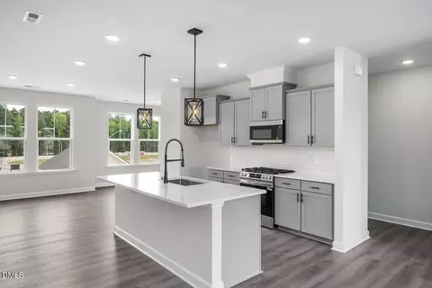 602 Thatch Ln, Knightdale, NC 27545