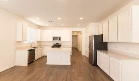 6677 W Highbank Ln, Tucson, AZ 85757