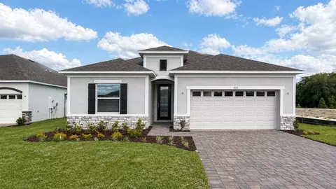 820 Sunshower Dr, Lady Lake, FL 32159