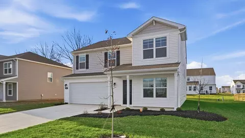 Exterior - 1795 Pumpkin Ridge Rd, Circleville, OH 43113 photo 8 of 10