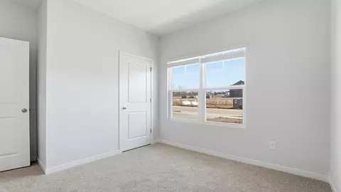 Bedroom - 1795 Pumpkin Ridge Rd, Circleville, OH 43113 photo 6 of 25