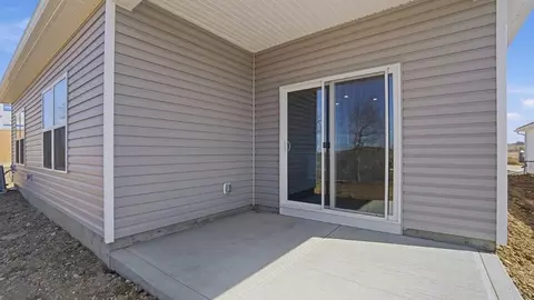Exterior - 1795 Pumpkin Ridge Rd, Circleville, OH 43113 photo 5 of 10