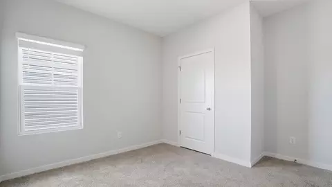 Bedroom - 1795 Pumpkin Ridge Rd, Circleville, OH 43113 photo 11 of 25