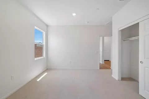 Bedroom - 27329 Dunite Dr, Perris, CA 92571 photo 2 of 8