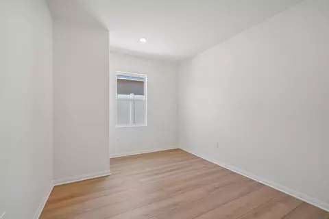 Bedroom - 27329 Dunite Dr, Perris, CA 92571 photo 5 of 8