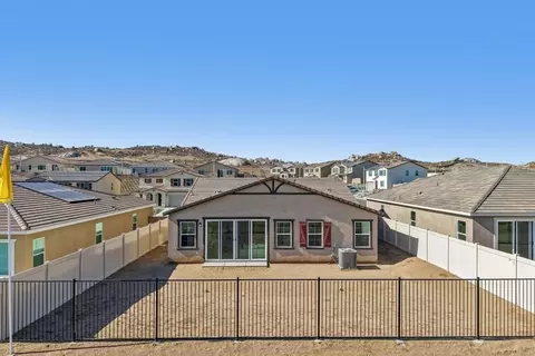 Exterior - 27329 Dunite Dr, Perris, CA 92571 photo 4 of 6