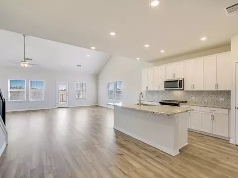 101 Dove Crest Ln, Liberty Hill, TX 78642