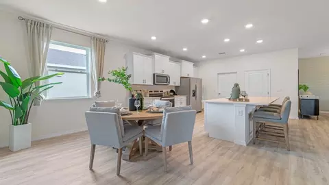Dining - 325 E Merimont Ln, Ormond Beach, FL 32174 photo 3 of 4