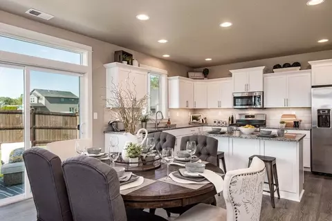 Dining - 5089 Squirrel St, Springfield, OR 97478 photo 2 of 2