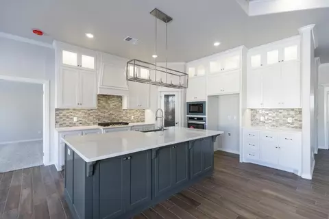 Kitchen - 2920 E Northampton St, Broken Arrow, OK 74014 photo 9 of 13