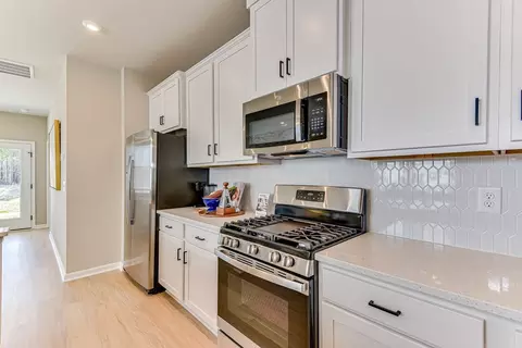 Kitchen - 5334 Proper Ct, North Augusta, SC 29860 photo 3 of 6