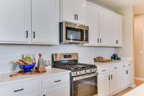 Kitchen - 5334 Proper Ct, North Augusta, SC 29860 photo 4 of 6