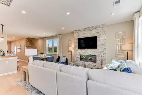Living - 5334 Proper Ct, North Augusta, SC 29860 photo 1 of 8