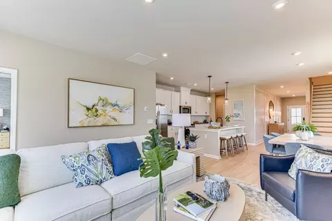 Living - 5334 Proper Ct, North Augusta, SC 29860 photo 6 of 8