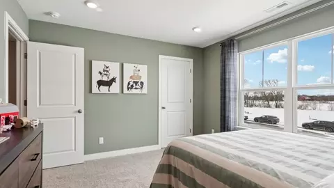 Bedroom - 5765 Chadwick Dr, Pendleton, IN 46064 photo 6 of 16