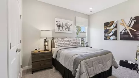 Bedroom - 5765 Chadwick Dr, Pendleton, IN 46064 photo 15 of 16