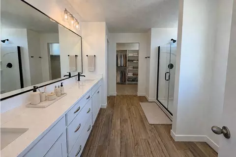 Bath - 2937 N Lone Pine St, Eagle Mountain, UT 84013 photo 1 of 2
