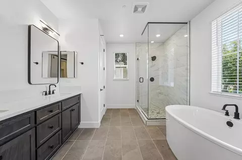 Bath - 792 Abigail Pl, Walnut Creek, CA 94598 photo 1 of 2