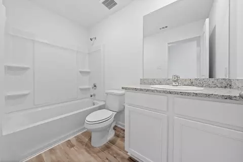 Bath - 16004 Tassel Br, Lytle, TX 78052 photo 2 of 2