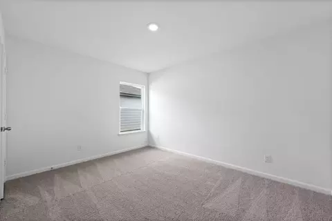 Bedroom - 16004 Tassel Br, Lytle, TX 78052 photo 4 of 7