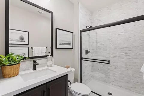 Bath - 5669 Wildrye Ln, Antioch, CA 94531 photo 2 of 10