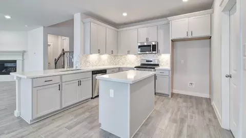 Kitchen - 2719 Echinacea Path, Converse, TX 78109 photo 1 of 6