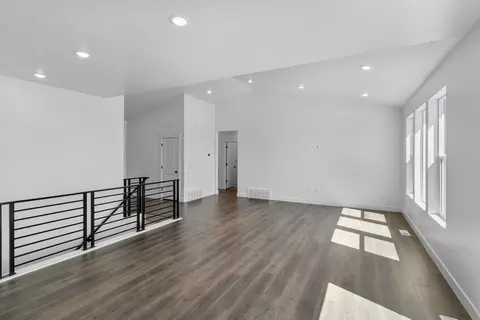 Living - 906 E 120 N, Tremonton, UT 84337 photo 2 of 2