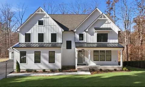 Exterior - 12420 Coalboro Rd, Chesterfield, VA 23838 photo 11 of 16