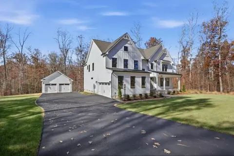 Exterior - 12420 Coalboro Rd, Chesterfield, VA 23838 photo 12 of 16