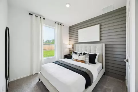 Bedroom - 207 Ruby Ford Dr, Cove, TX 77523 photo 4 of 12