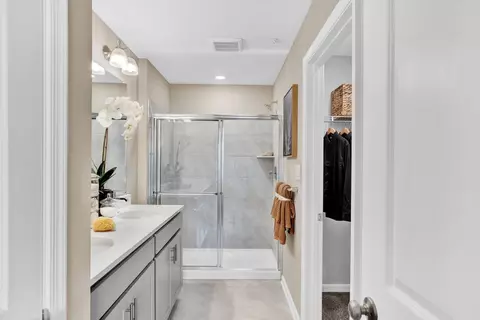 Bath - 1020 Goldenaster Way, Joppa, MD 21085 photo 5 of 13