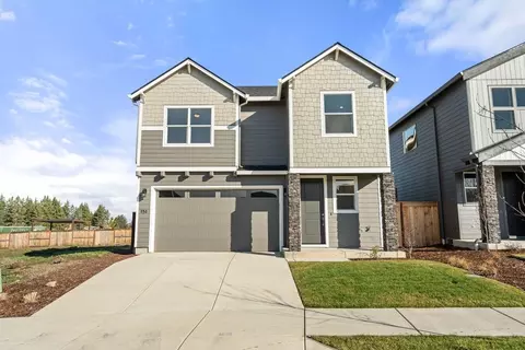 151 Valemont Dr, Eagle Point, OR 97524