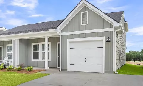 5063 Blackberry Ln, Ravenel, SC 29470