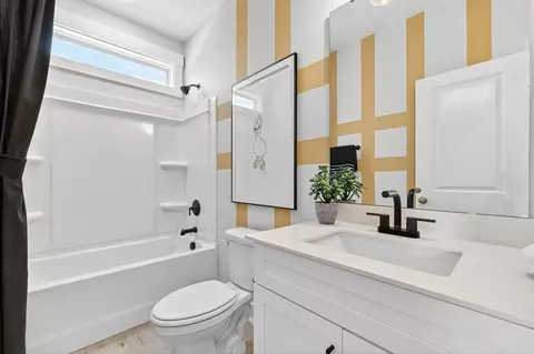 Bath - 581 Bandon Aly, Cary, NC 27513 photo 6 of 6