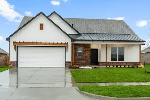 Exterior - 31042 E 65th Pl S, Broken Arrow, OK 74014 photo 5 of 15