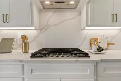 Kitchen - 31042 E 65th Pl S, Broken Arrow, OK 74014 photo 8 of 11