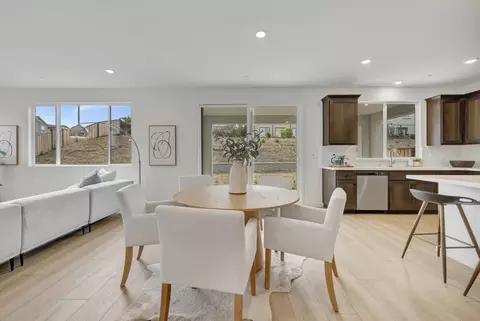 8105 Blue River Dr, Vallejo, CA 94591 photo 11