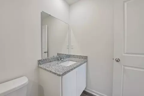 Bath - 907 Declaration Dr, Nevada, TX 75173 photo 2 of 3