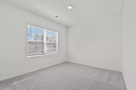 Bedroom - 907 Declaration Dr, Nevada, TX 75173 photo 6 of 9
