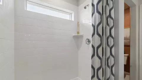 Bath - 304 Blanco Dr, Azle, TX 76020 photo 6 of 11