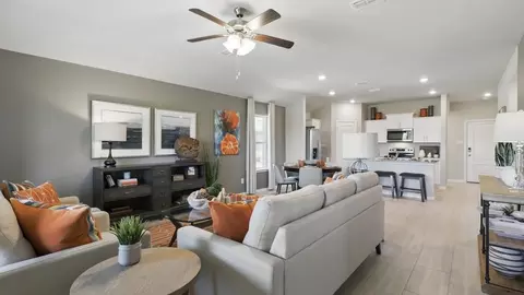 Entry Way - 304 Blanco Dr, Azle, TX 76020 photo 9 of 11