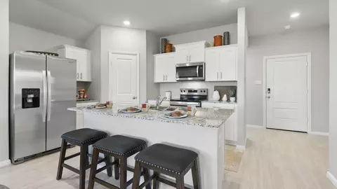 Kitchen - 304 Blanco Dr, Azle, TX 76020 photo 3 of 11