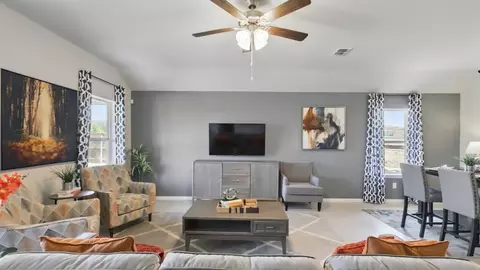 Living - 304 Blanco Dr, Azle, TX 76020 photo 4 of 4