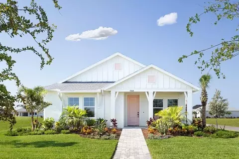 Exterior - 7949 Reflection Pkwy, Bradenton, FL 34210 photo 2 of 10