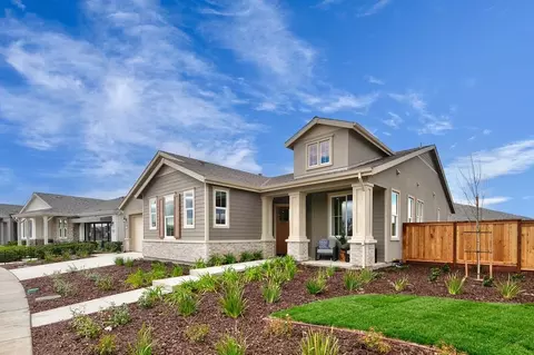 Exterior - 1315 Parkcrest Cir, Manteca, CA 95336 photo 11 of 15